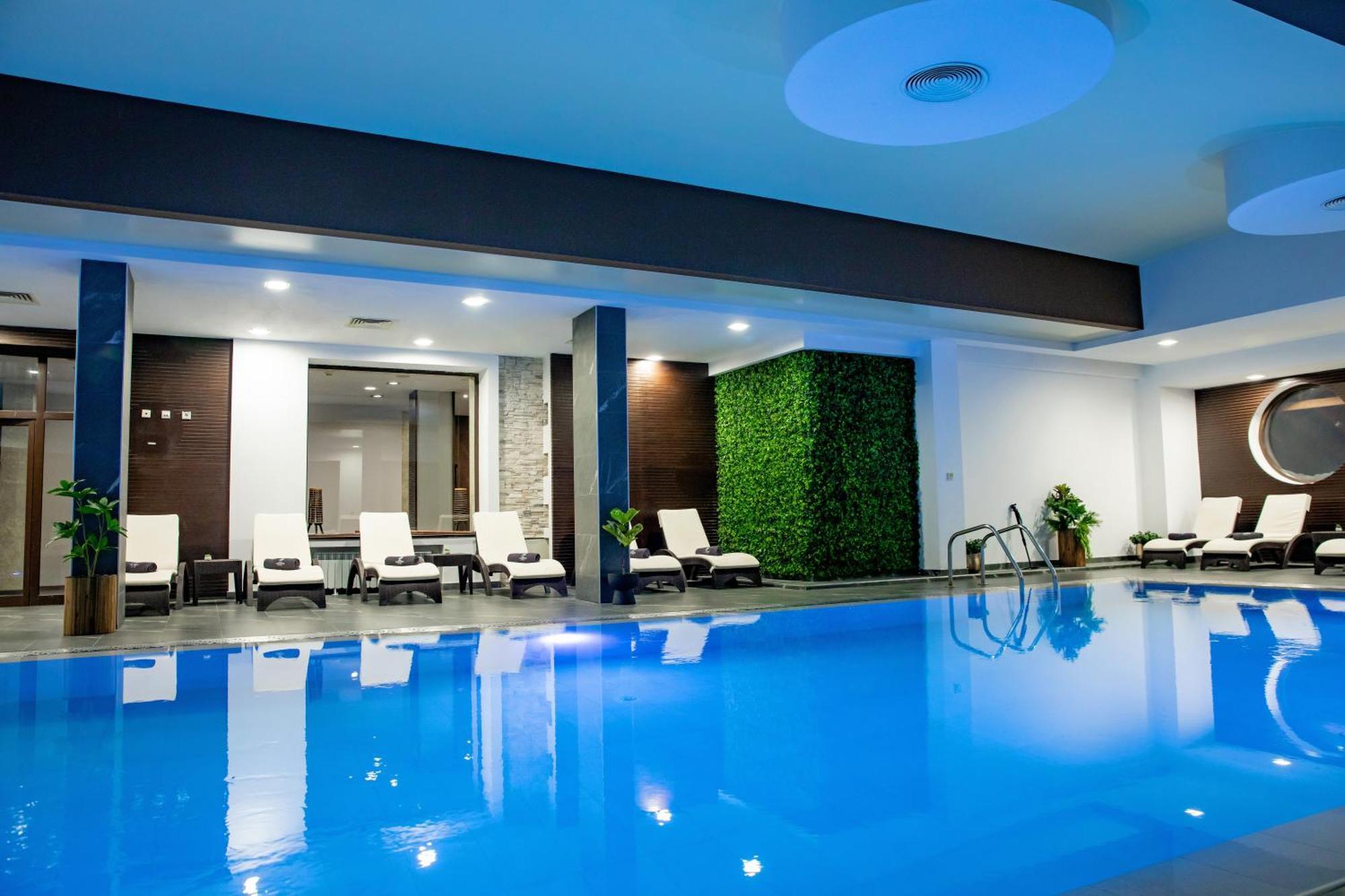 Murite Park Hotel Razlog Exterior photo