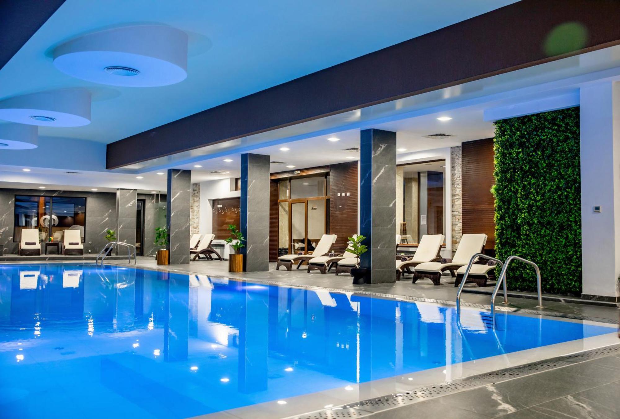 Murite Park Hotel Razlog Exterior photo